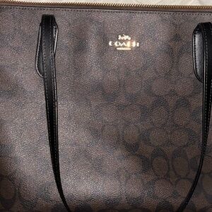 Coach large city tote , zippered signature canvas in brown/ black.